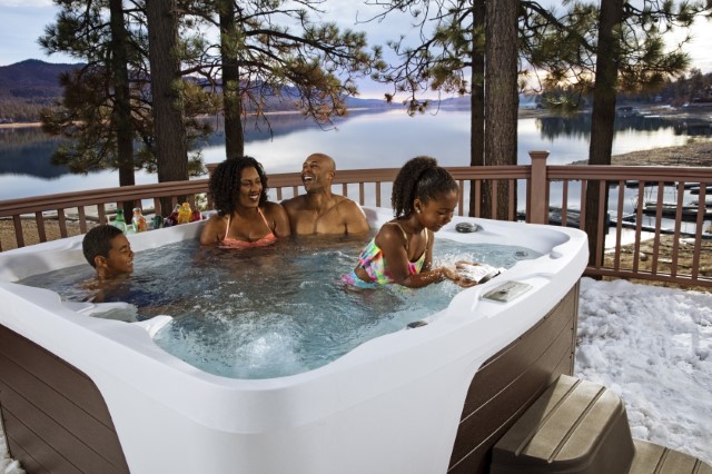 10 Things That Are Better About Using Your Hot Tub in the Winter